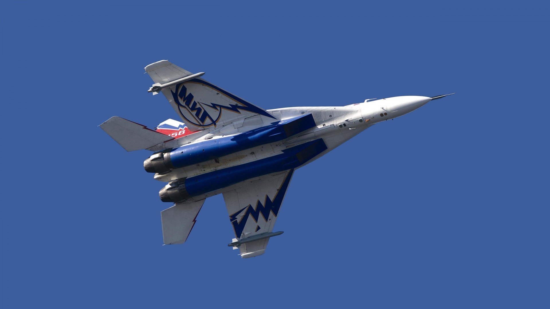 开云平台-_快船迎接挑战，全队分秒必争_，快船队官方