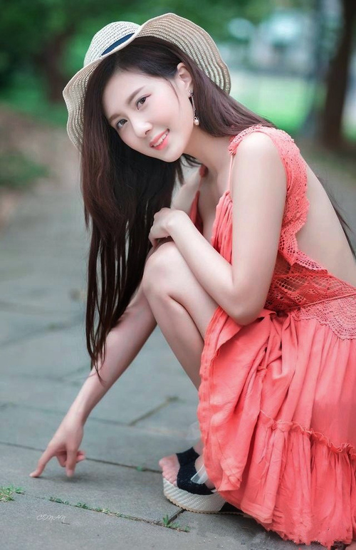 特色街区打造篮球文化主题活动吸引众多游客，篮球文化节活动主题