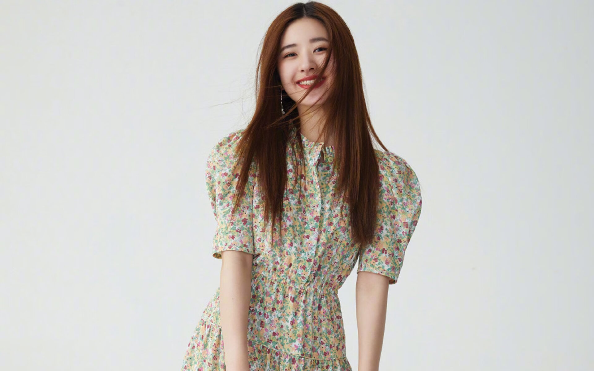 开云官网-女子电竞的崛起与挑战：性别平等在电竞世界的实践与反思，女子电竞综艺