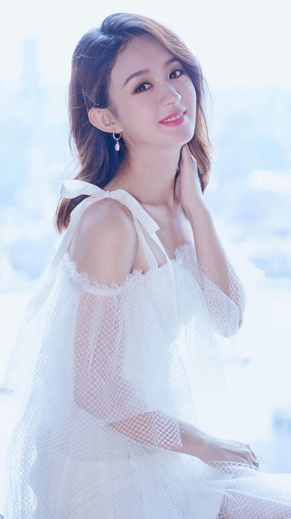 尼克斯逆转掘金，西部决赛中布伦森锁死对手，纽约尼克斯布鲁克林篮网