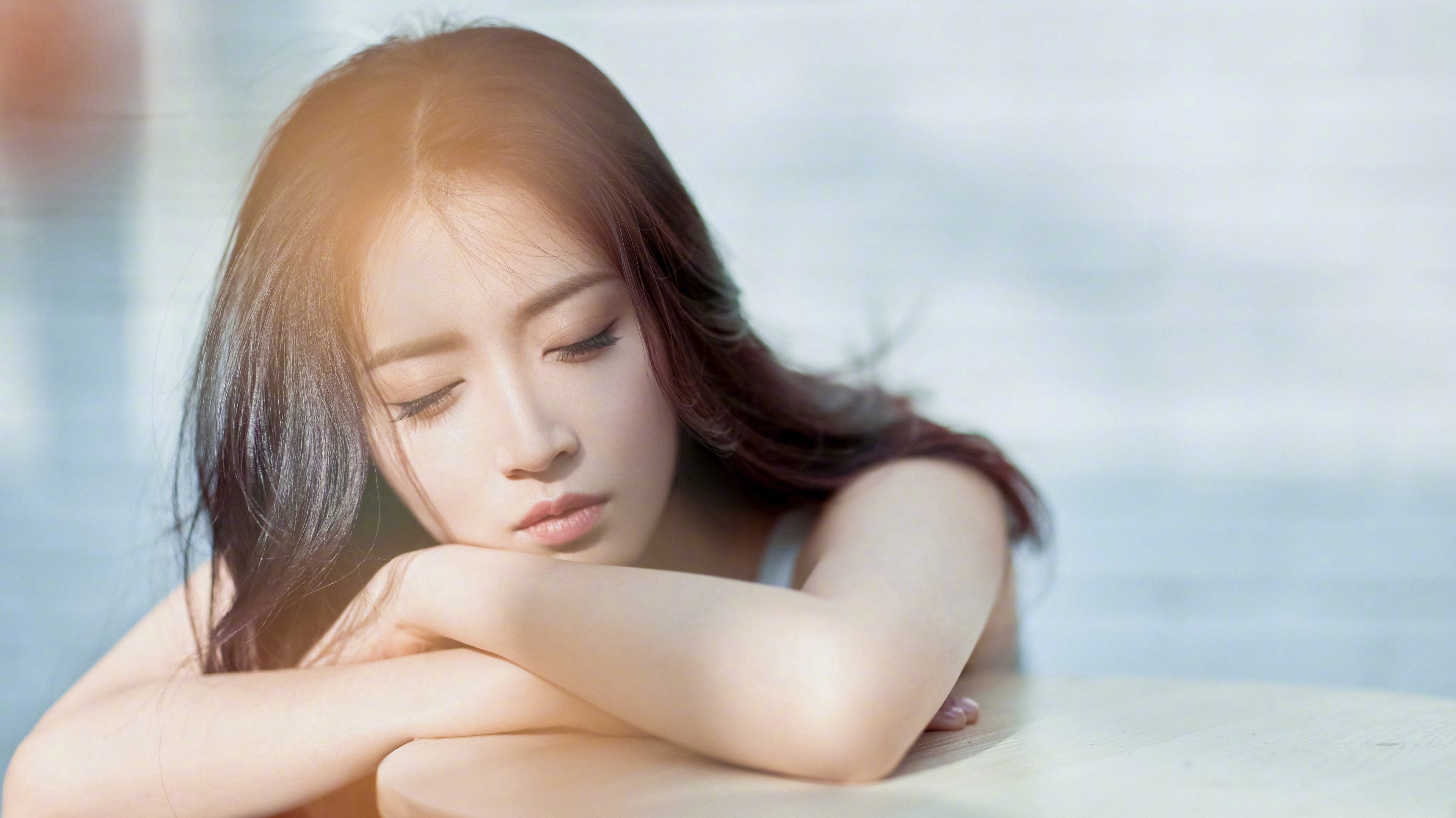 开云投注-借助横向转移拉扯对方阵型，请找一个横向思维中横向移入或横向移出的案例